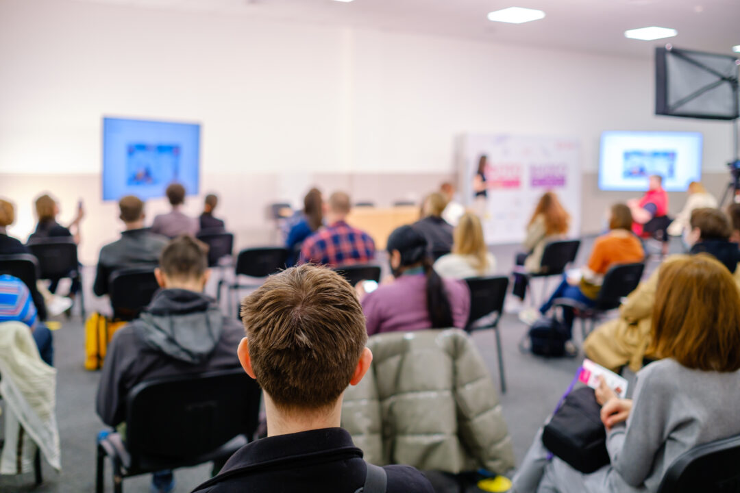 Weer fysiek vergaderen!